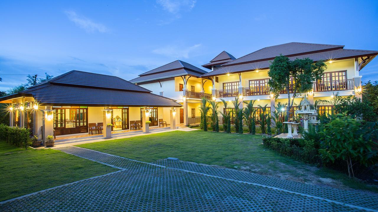 Oh Amphawa Boutique Resort Kültér fotó